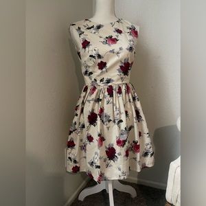 Hell Bunny Cream Floral Fit & Flare Dress | Vintage Rose Print | Size Small